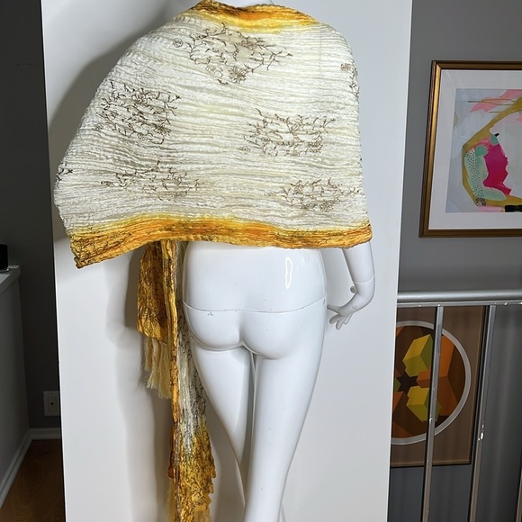 95” x 35” Crinkled/Pleated Tassel Shawl Wrap Scarf Ombré/Dip-dye in Yellow Cream - Picture 5 of 5